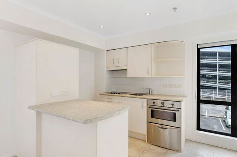 Photo of property in The Rennaissance, 5j/18 Ronwood Avenue, Manukau, Auckland, 2104