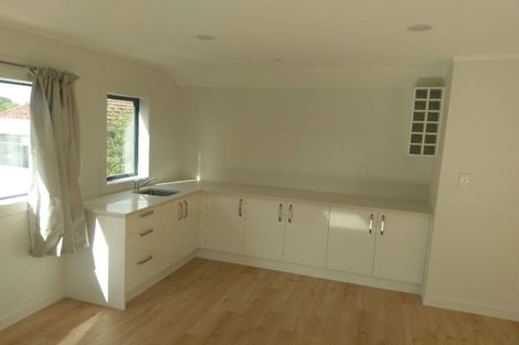 Photo of property in 1554a Great North Road, Waterview, Auckland, 1026