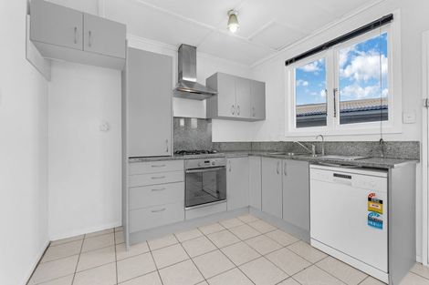 Photo of property in 11b Inver Street, Glen Eden, Auckland, 0602