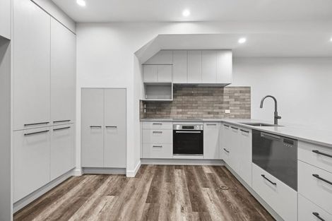 Photo of property in 3/24 Pickering Crescent, Chedworth, Hamilton, 3210