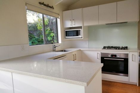 Photo of property in 2/33 Wolsley Avenue, Milford, Auckland, 0620