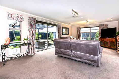 Photo of property in 33 Dryden Avenue, Rolleston, 7614