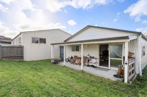 Photo of property in 56 Makora Road, Massey, Auckland, 0614