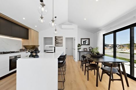 Photo of property in 82 Muster Road, Jacks Point, 9371