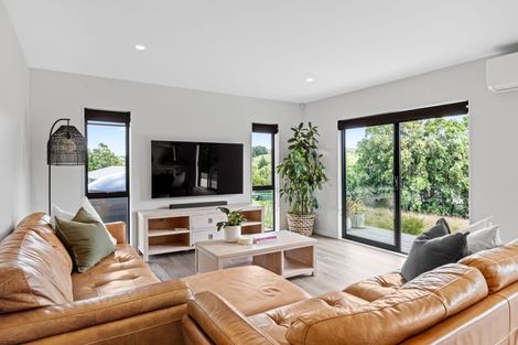 Photo of property in 10 Alfred Peter Crescent, Warkworth, 0910