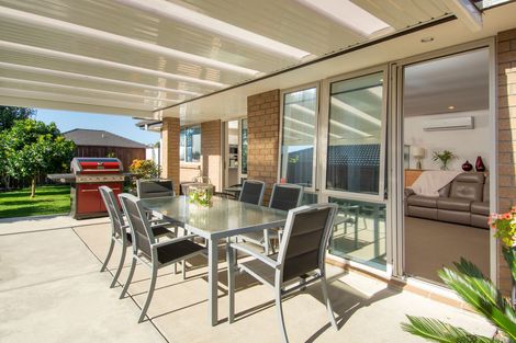 Photo of property in 22 Annandale Drive, Pyes Pa, Tauranga, 3112