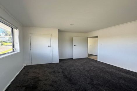 Photo of property in 32 Vandeleur Avenue, Birkdale, Auckland, 0626