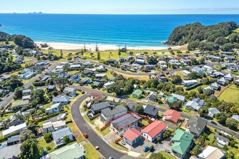 Photo of property in 107 Titiro Place, Onemana, Whangamata, 3691