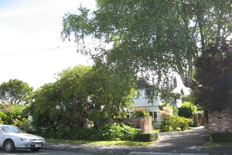 Photo of property in 37 Jacksons Road, Merivale, Christchurch, 8014