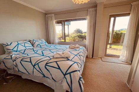 Photo of property in 18 Hinewa Road, Otumoetai, Tauranga, 3110