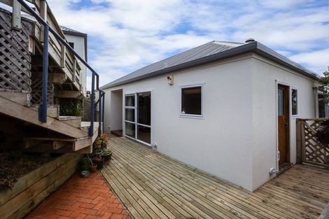 Photo of property in 37 Kahu Road, Paremata, Porirua, 5024