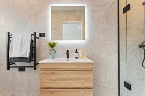 Photo of property in 6/12 Hamlin Road, Mount Wellington, Auckland, 1060