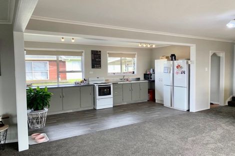 Photo of property in 33 Ihaia Street, Waitara, 4320