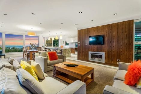 Photo of property in 37b View Road, Campbells Bay, Auckland, 0630