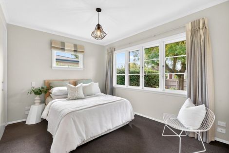 Photo of property in 913 Lawrence Street, Akina, Hastings, 4122