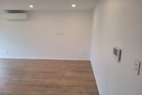 Photo of property in 21 Biokovo Street, Massey, Auckland, 0614