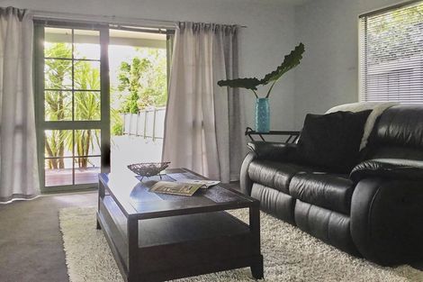 Photo of property in 14 Kamara Road, Glen Eden, Auckland, 0602