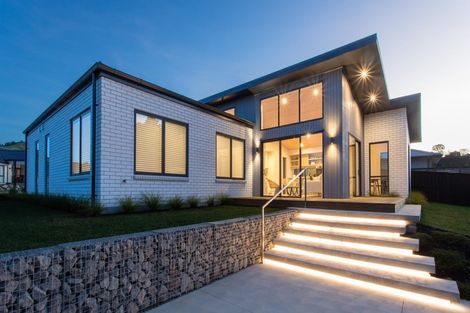 Photo of property in 129 Adler Drive, Ohauiti, Tauranga, 3112