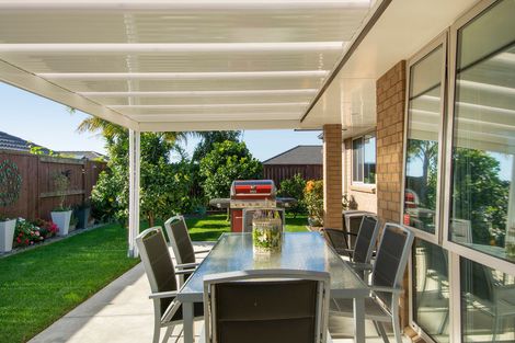 Photo of property in 22 Annandale Drive, Pyes Pa, Tauranga, 3112