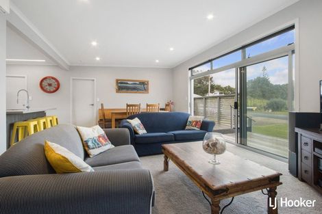 Photo of property in 3 Edwards Street, Waihi Beach, 3611