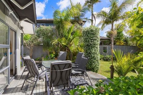 Photo of property in 3b Lillian Place, Orewa, 0931
