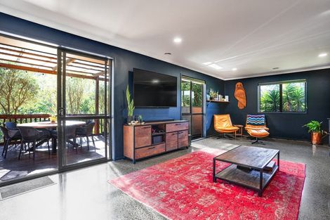 Photo of property in 75a Mick Dillon Road, Tahekeroa, Kaukapakapa, 0873