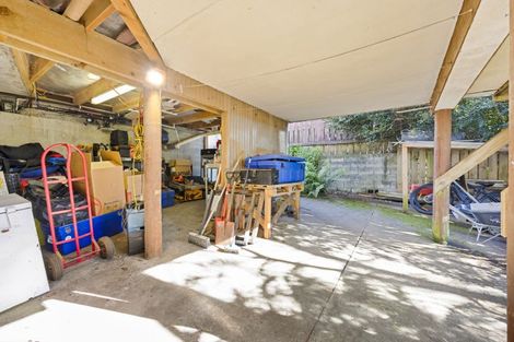 Photo of property in 27a Montana Place, Merrilands, New Plymouth, 4312