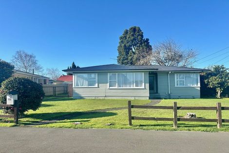 Photo of property in 28 Beech Crescent, Hillcrest, Hamilton, 3216