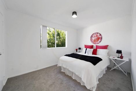 Photo of property in 3/10 Penion Drive, Flat Bush, Auckland, 2023