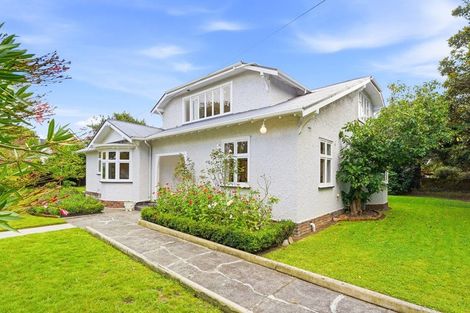 Photo of property in 5 Parkes Avenue, Saint Johns Hill, Whanganui, 4501
