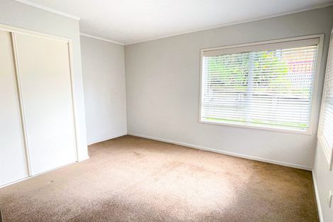 Photo of property in 4 Sailfish Drive, West Harbour, Auckland, 0618
