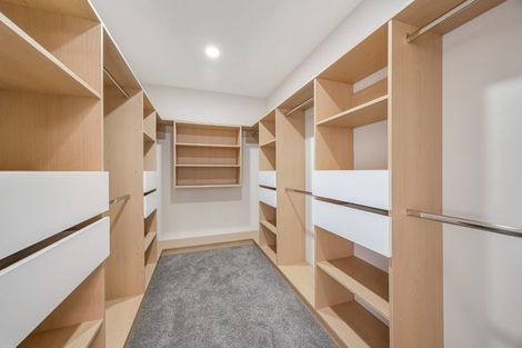 Photo of property in 6 Mill Hill Close, Flat Bush, 2019