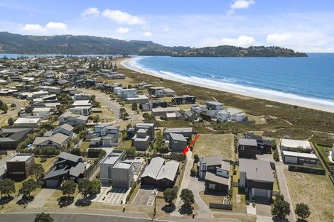 Photo of property in 31 Kokopu Street, Omaha, 0986