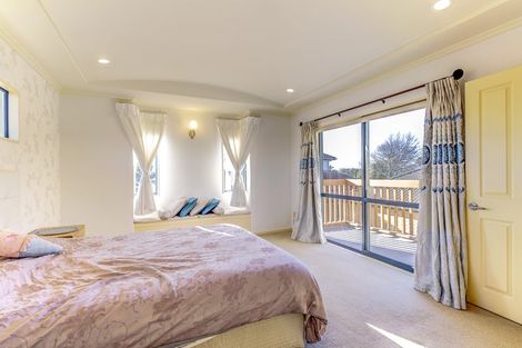 Photo of property in 2 Nielsen Gardens, Rototuna, Hamilton, 3210