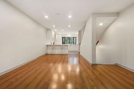 Photo of property in 8 Dovedale Place, Parnell, Auckland, 1010
