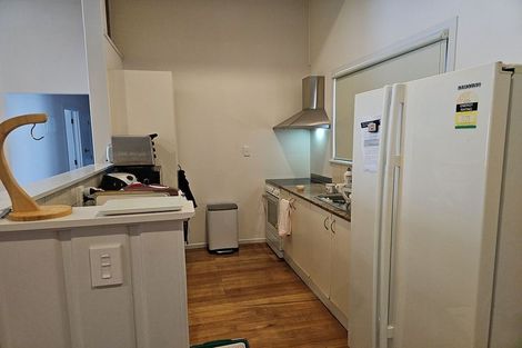 Photo of property in 13 Wylie Avenue, Sunnynook, Auckland, 0620