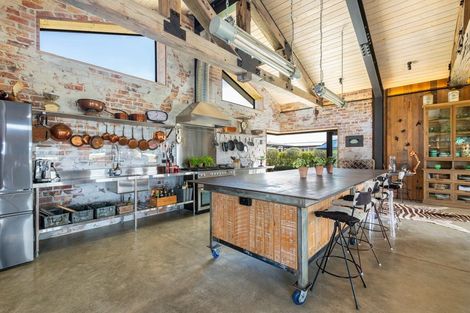 Photo of property in 68 Molesworth Drive, Mangawhai, 0505