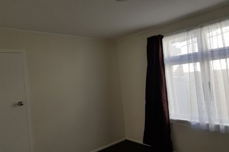 Photo of property in 102 Kilbirnie Crescent, Kilbirnie, Wellington, 6022