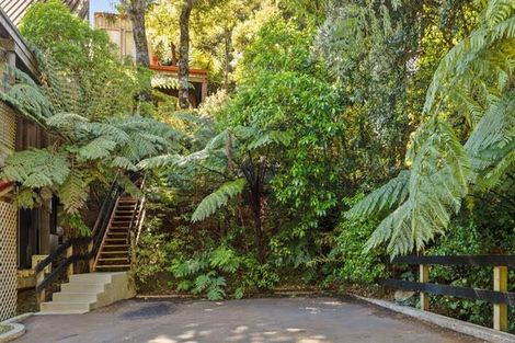 Photo of property in 3 Whiorau Grove, Lowry Bay, Lower Hutt, 5013