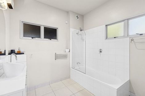 Photo of property in 31a Kings Drive, Wanaka, 9305