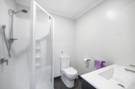 Photo of property in 2/8 Bostonkip Crescent, Fitzroy, Hamilton, 3282