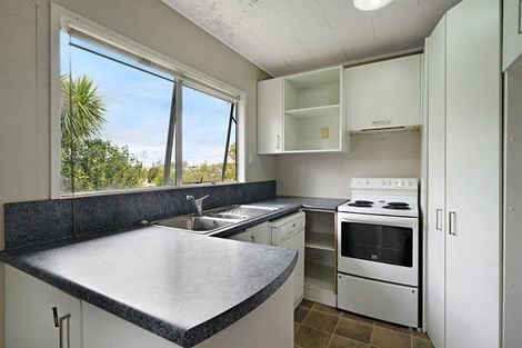 Photo of property in 13 Landow Place, Henderson, Auckland, 0612