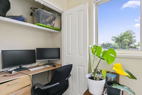 Photo of property in 60f Woodland Road, Johnsonville, Wellington, 6037