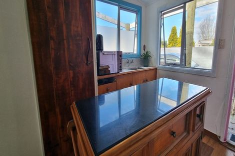 Photo of property in 17 Cornwall Street, Mossburn, 9792
