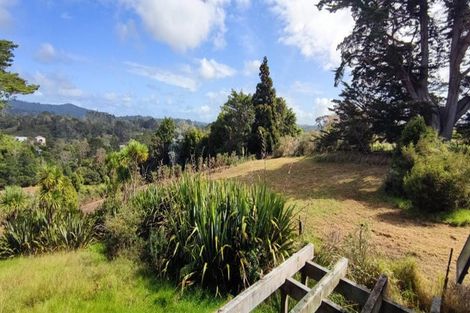 Photo of property in 145 Simpson Road, Henderson Valley, Auckland, 0614