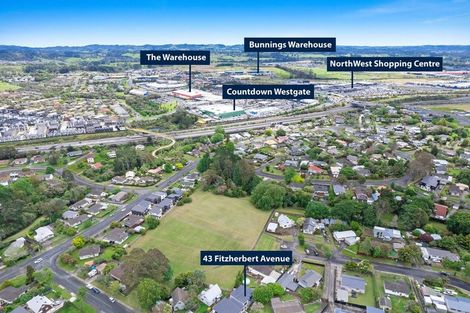 Photo of property in 43d Fitzherbert Avenue, West Harbour, Auckland, 0618