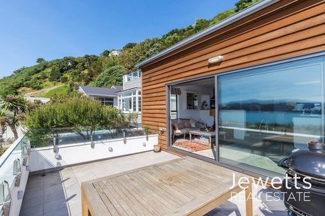 Photo of property in 191 Marine Parade, Seatoun, Wellington, 6022