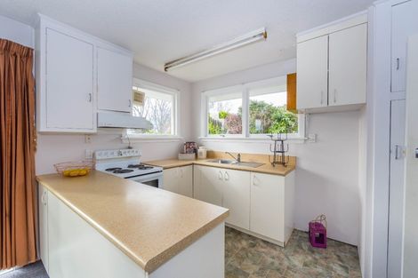 Photo of property in 32 Woodbury Street, Avonhead, Christchurch, 8042