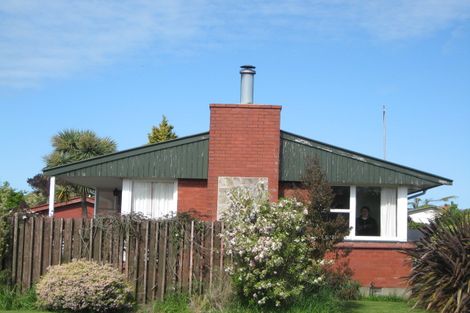 Photo of property in 7 Clipper Place, Redwood, Christchurch, 8051