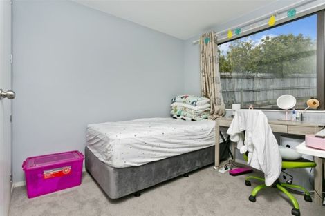 Photo of property in 11a Ludlow Terrace, Totara Vale, Auckland, 0627